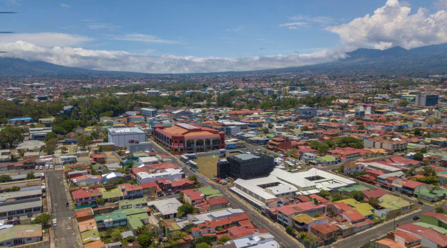 Nosso inventário inclui uma ampla variedade de veículos.